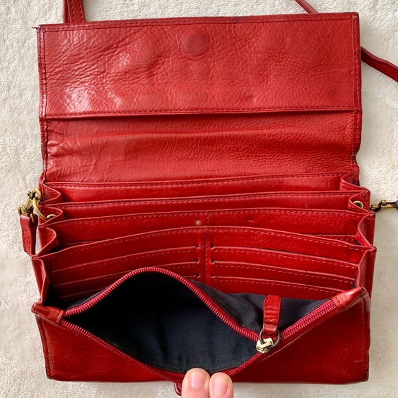 Rabeanco Leather Crossbody + Clutch - Picture 4 of 8
